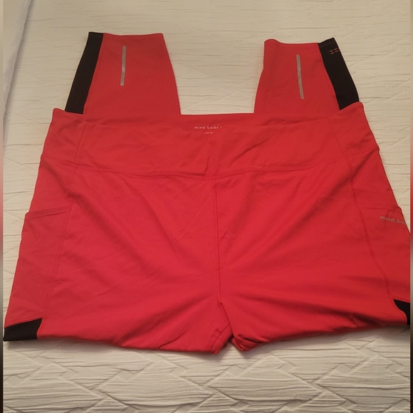 NWOT Mind Body Love color block Leggings - Picture 4 of 6